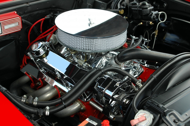 garagiste-PEGOMAS-min_car-engine-1548434